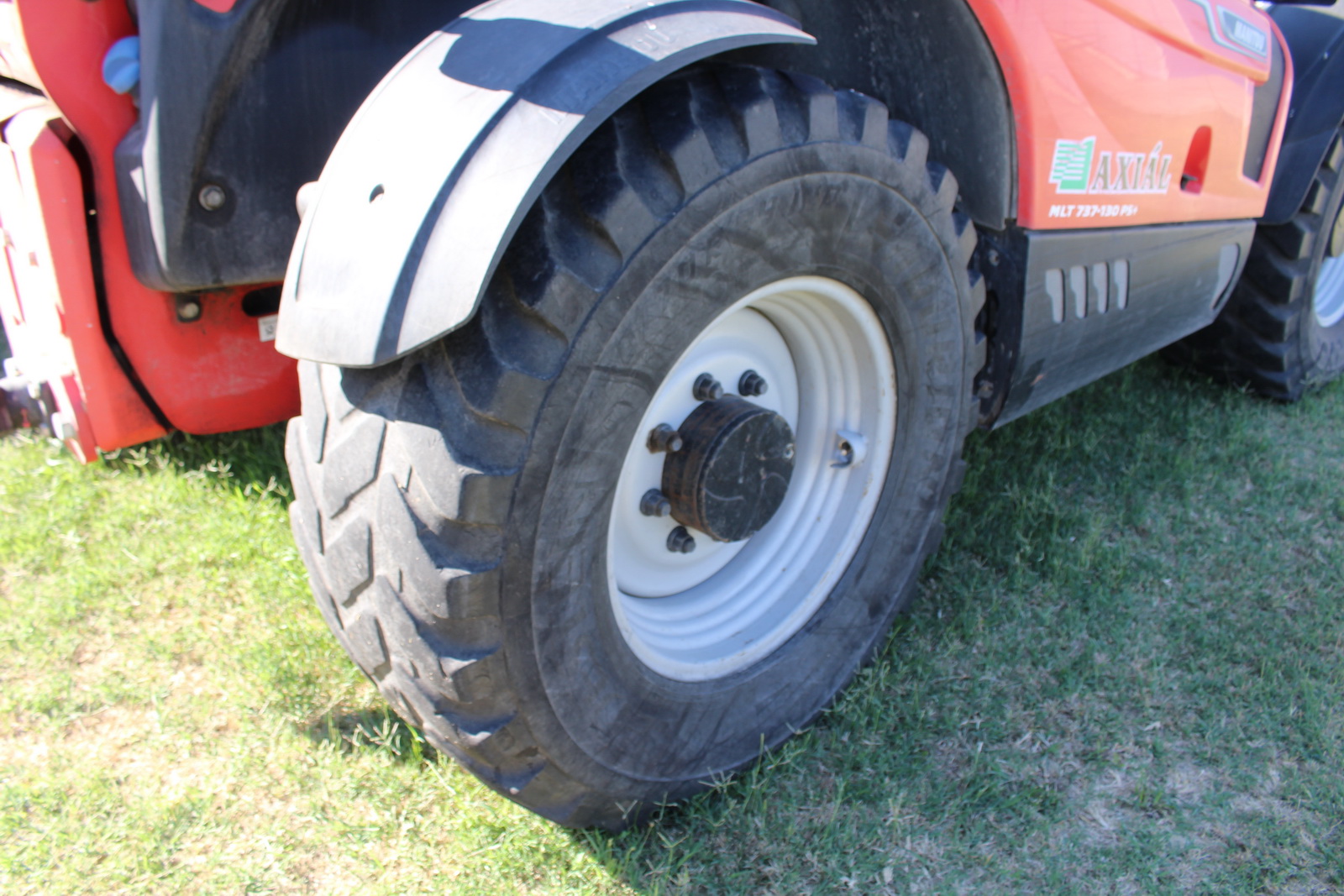 Kitológémes rakodógép - Manitou 13