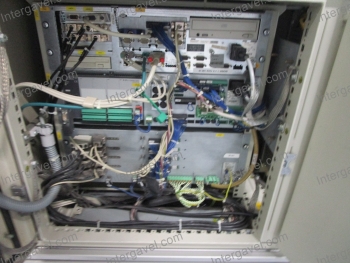 Bontott szerelő munkahely SR8 plus robottal 9