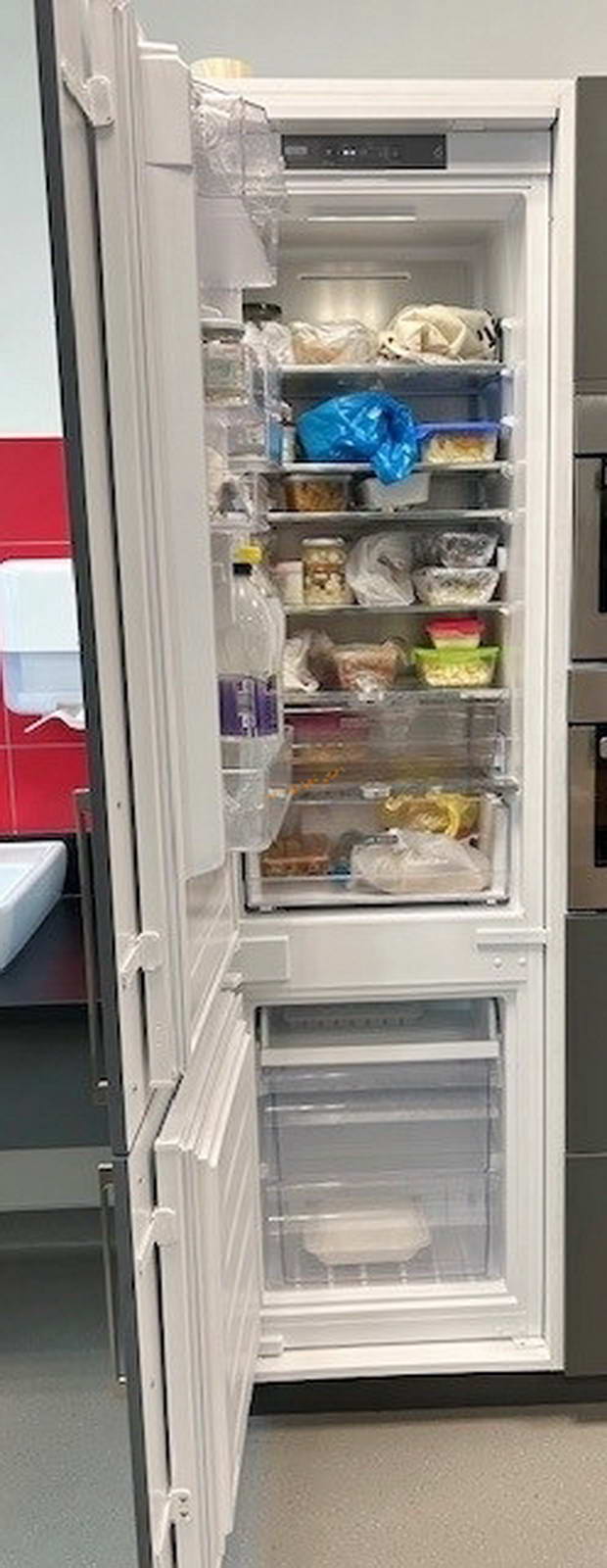 Kombinált hűtőgép 1