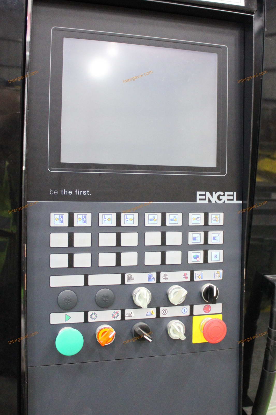 Fröccsöntő gép - Engel, VICTORY 330/60 Tech 3