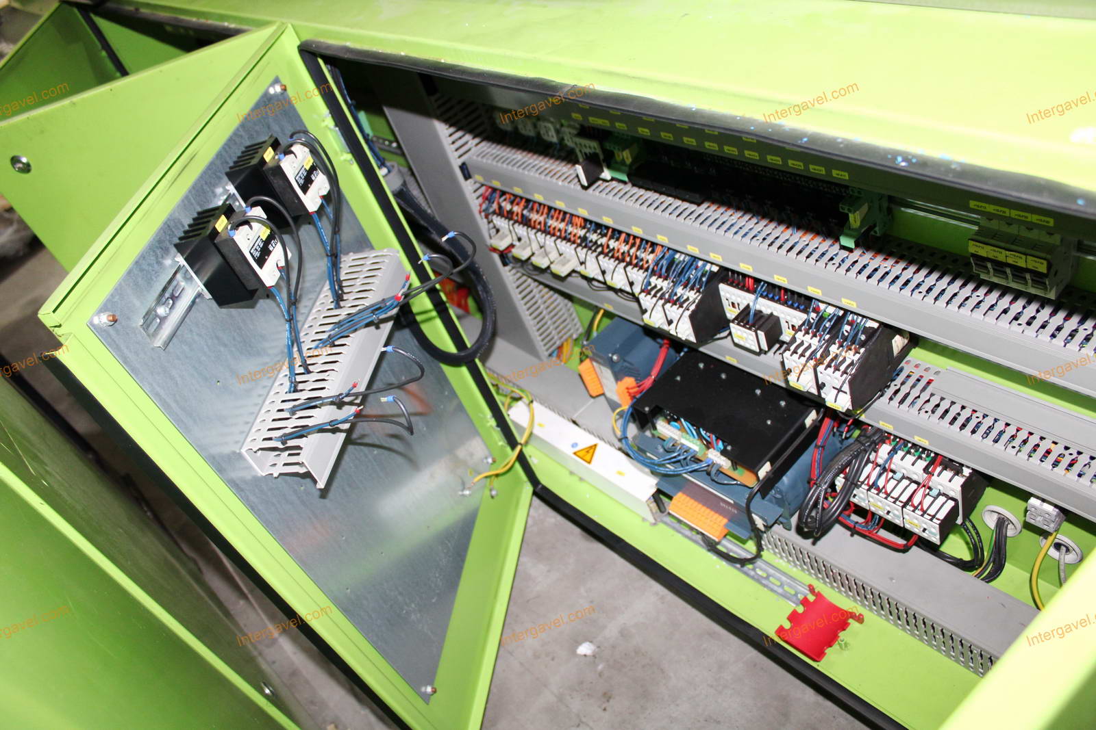 Fröccsöntő gép - Engel, VICTORY 330/60 Tech 10