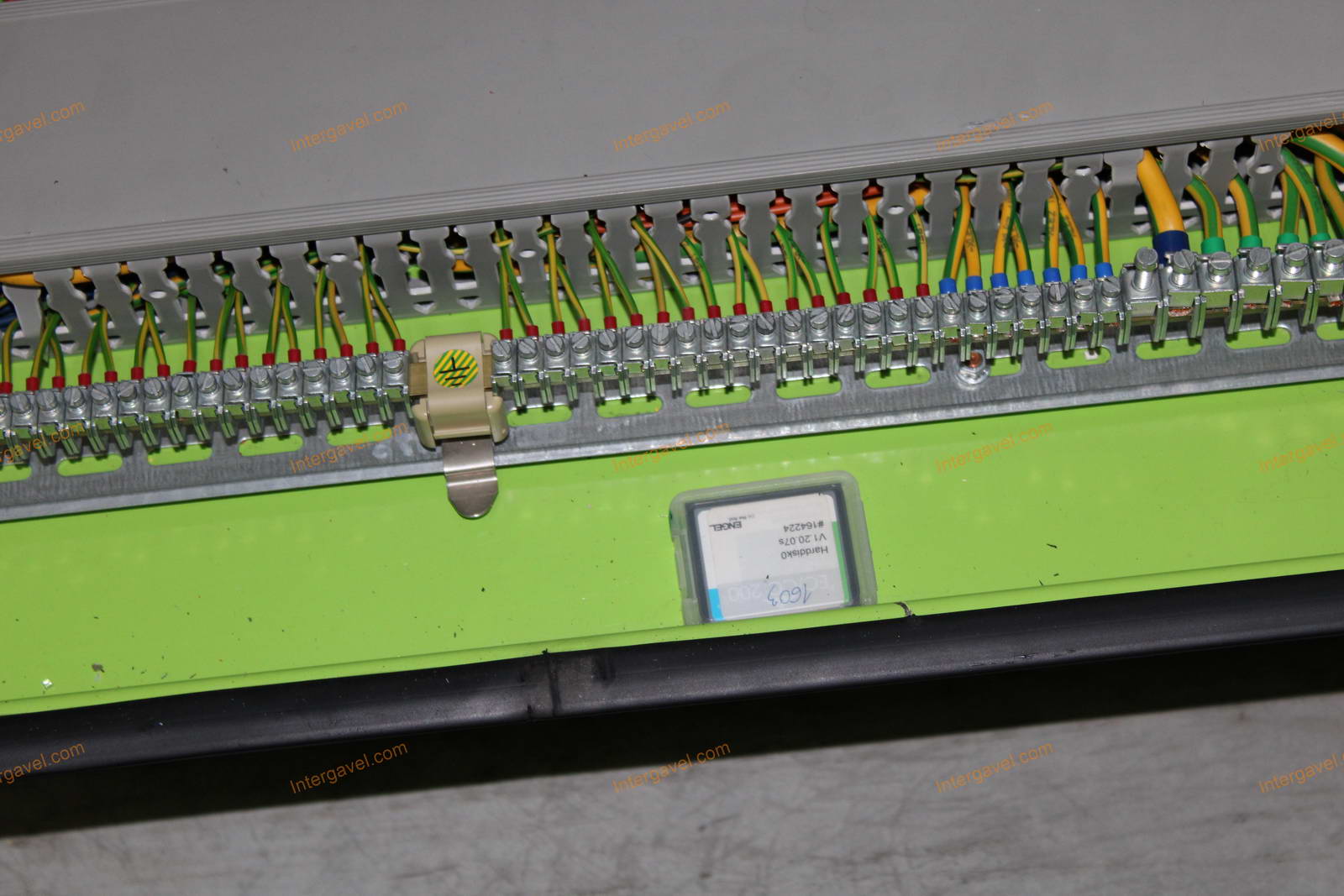 Fröccsöntő gép - Engel, VICTORY 330/60 Tech 10