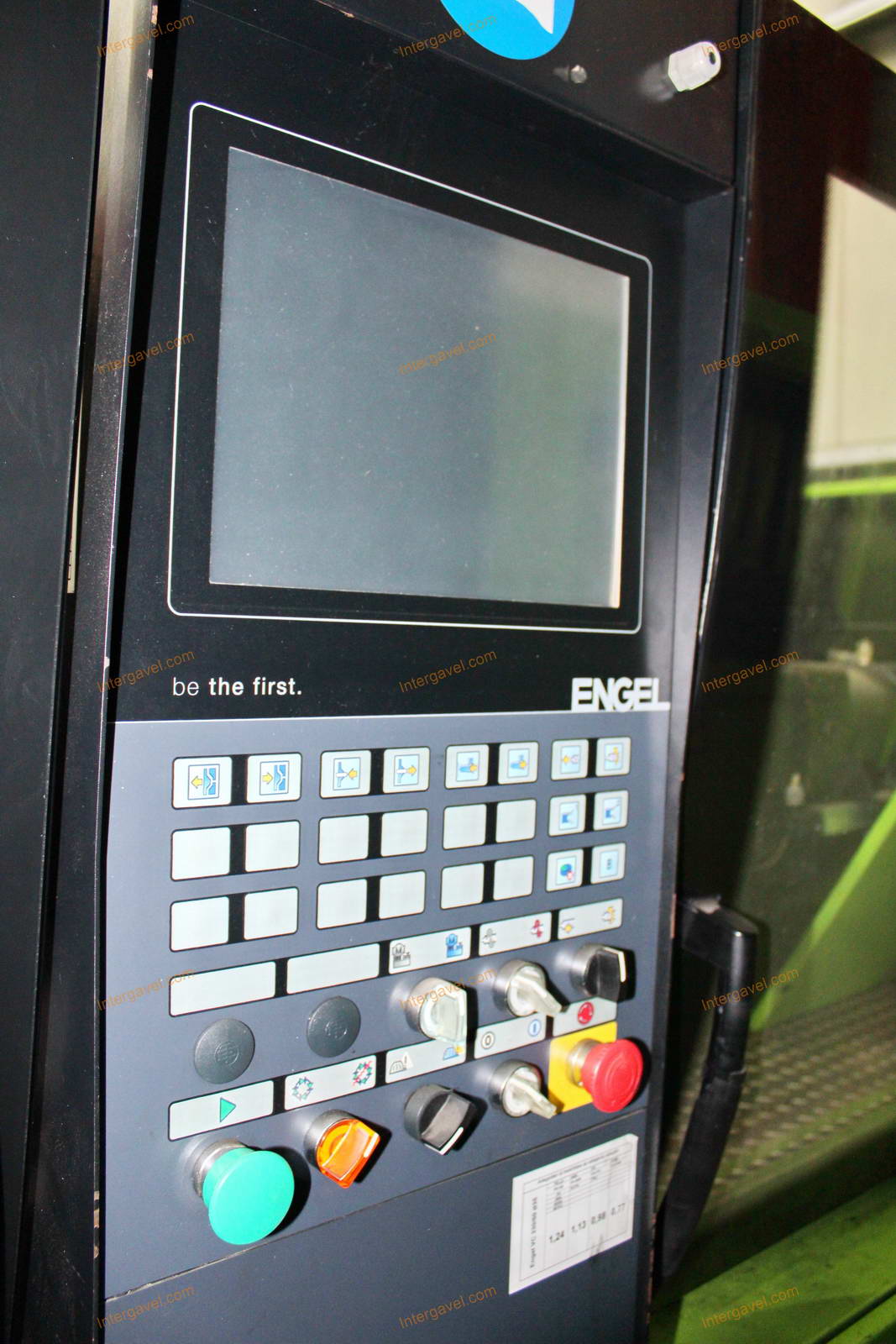 Fröccsöntő gép - Engel, VICTORY 330/60 Tech 2