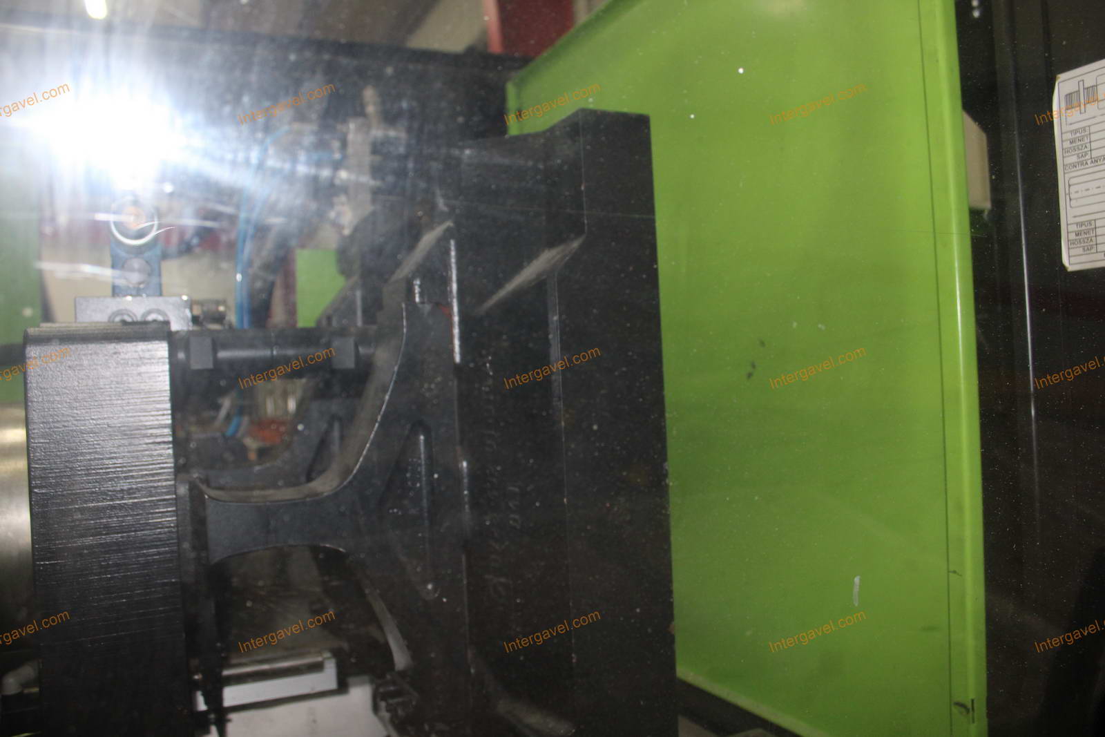 Fröccsöntő gép - Engel, VICTORY 330/60 Tech 4