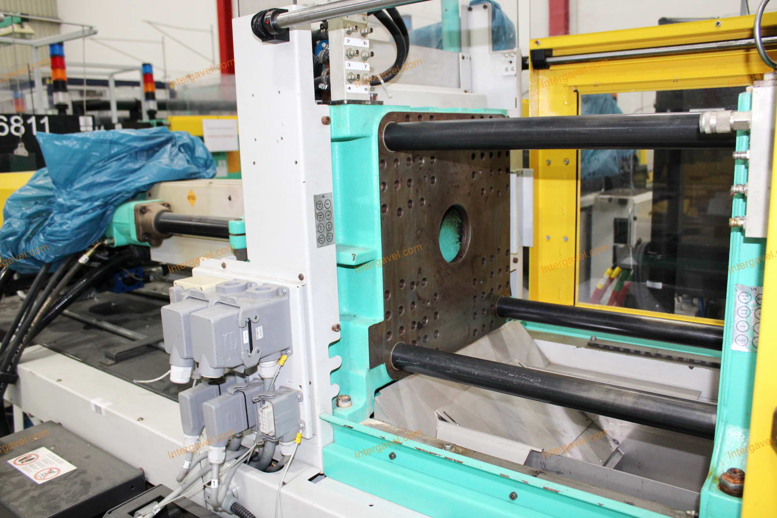 Fröccsöntő gép - Arburg, 320 C 400-170 7