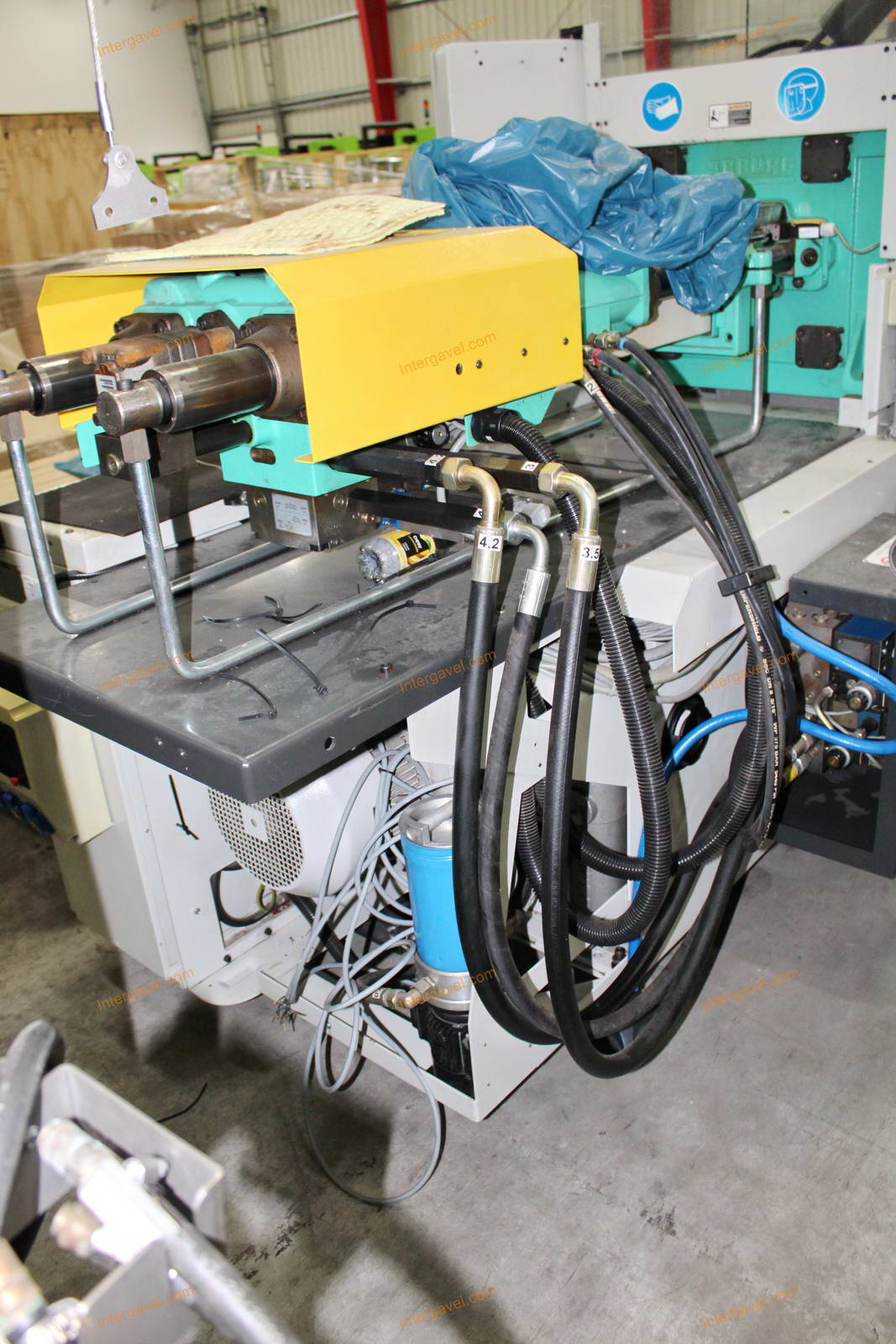 Fröccsöntő gép - Arburg, 320 C 400-170 9