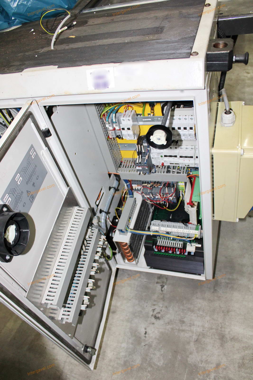 Fröccsöntő gép - Arburg, 320 C 400-170 11