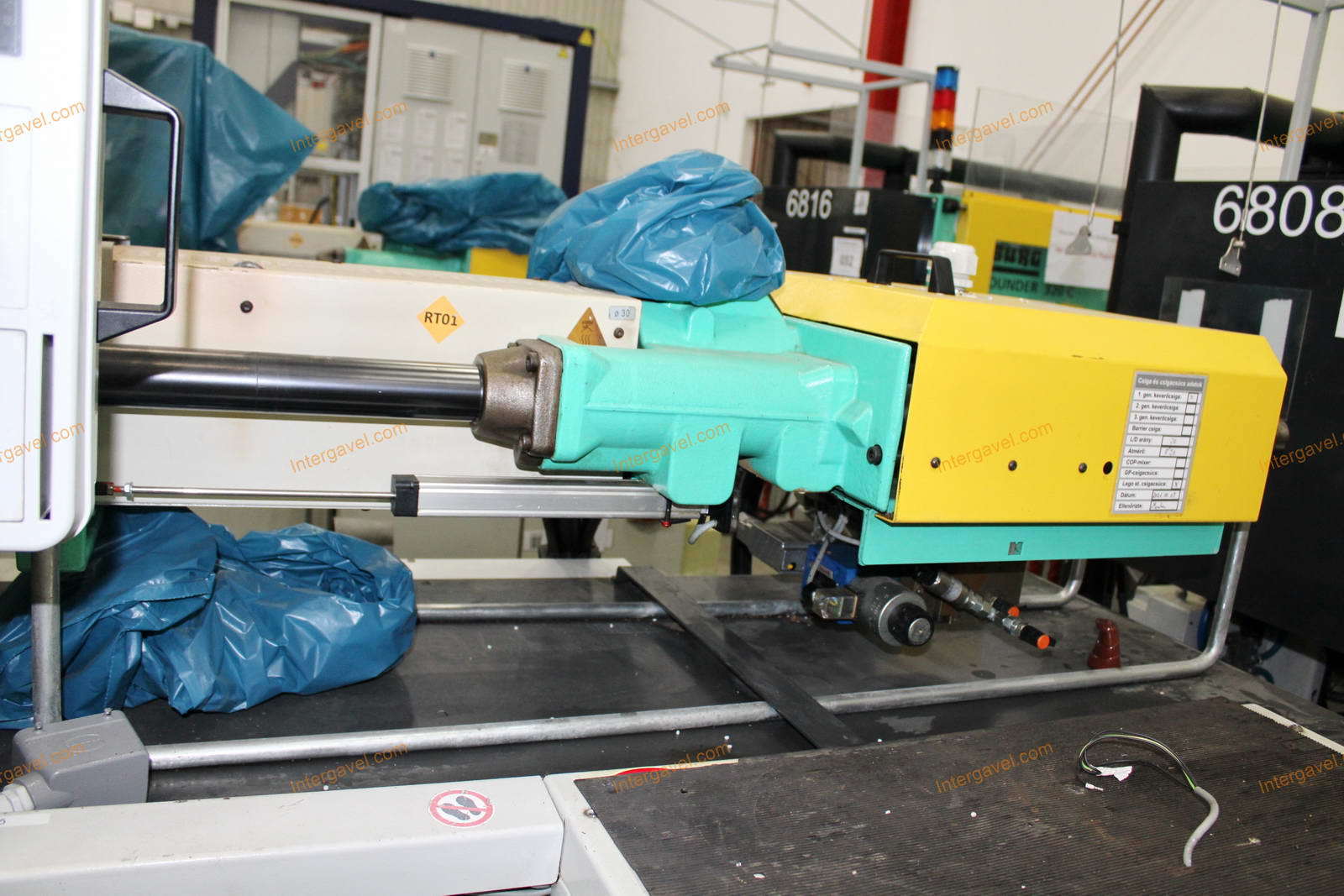 Fröccsöntő gép - Arburg, 320 C 400-170 7