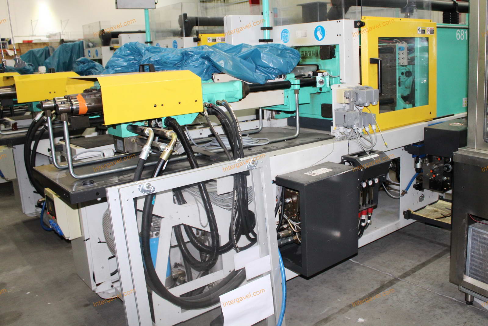 Fröccsöntő gép - Arburg, 320 C 400-170 3