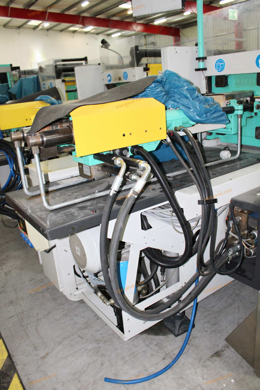 Fröccsöntő gép - Arburg, 320 C 400-170 9