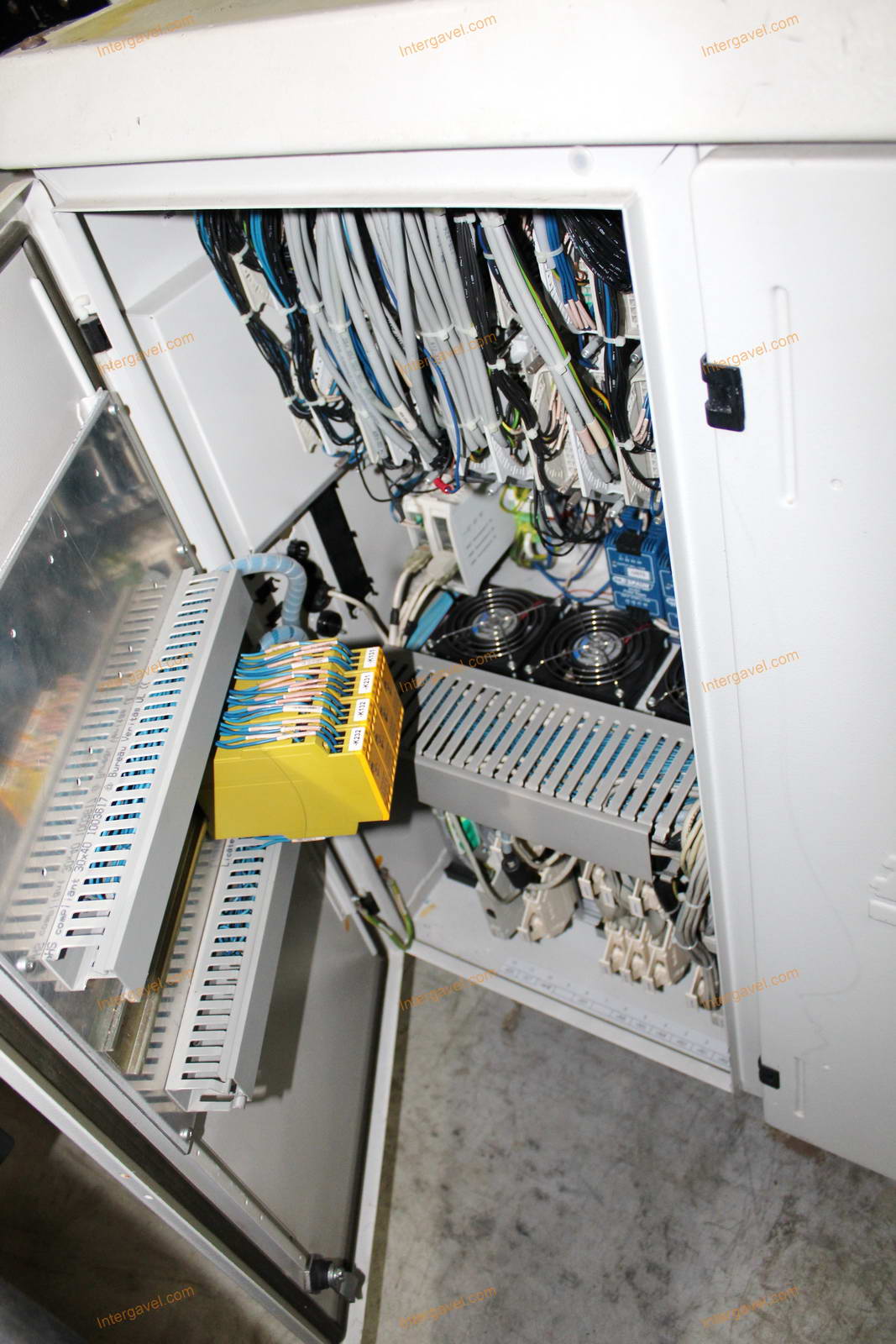 Fröccsöntő gép - Arburg, 320 C 400-170 12