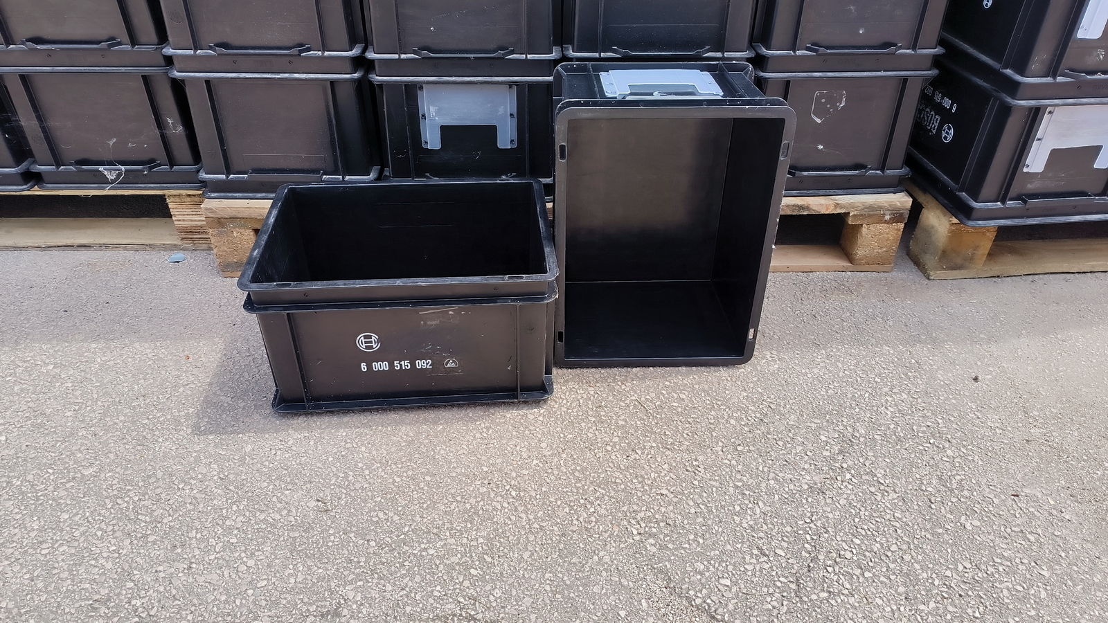 KLT láda (400x300-220) 4