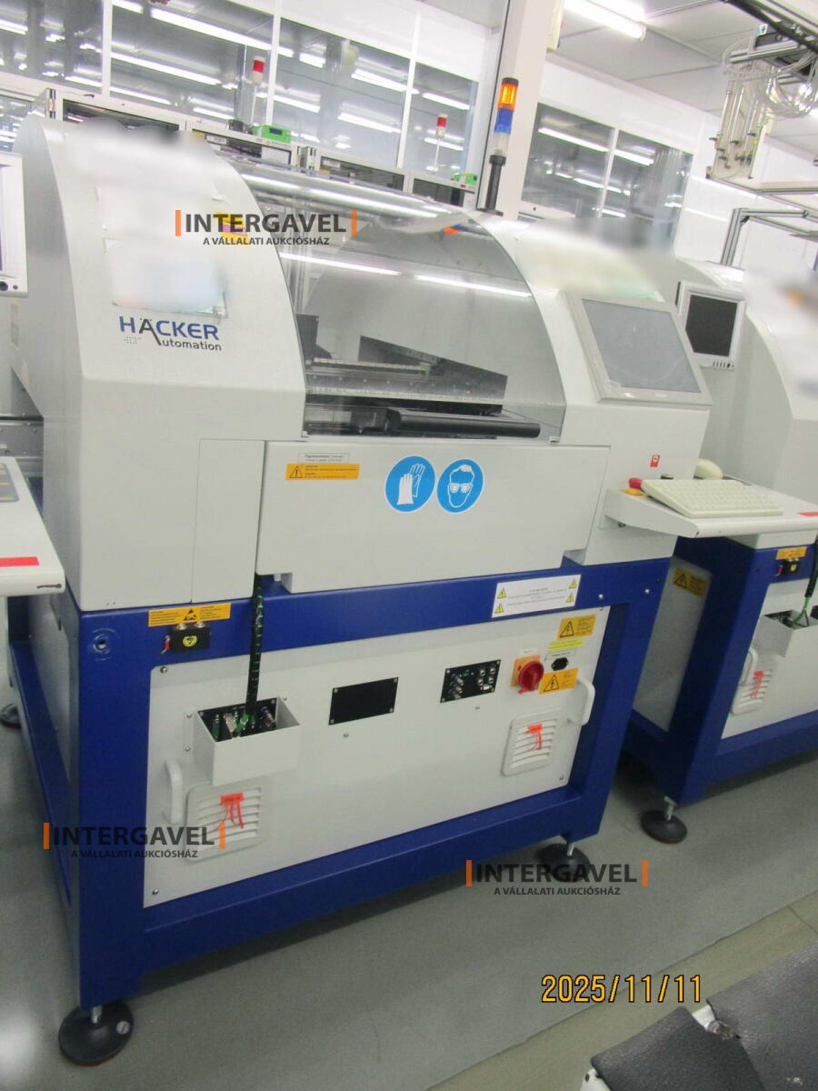 Gélező munkahely - Häcker, Vico Base