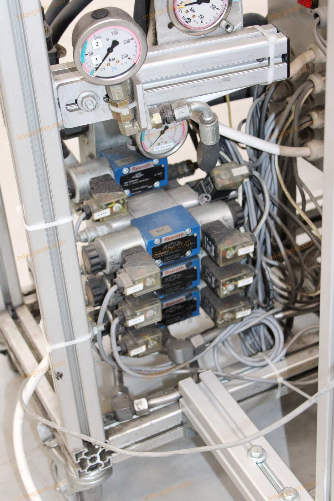 Bontott préselő célgép 9