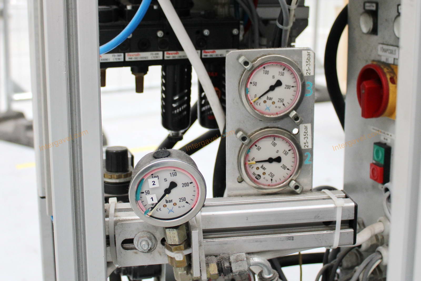 Bontott préselő célgép 11