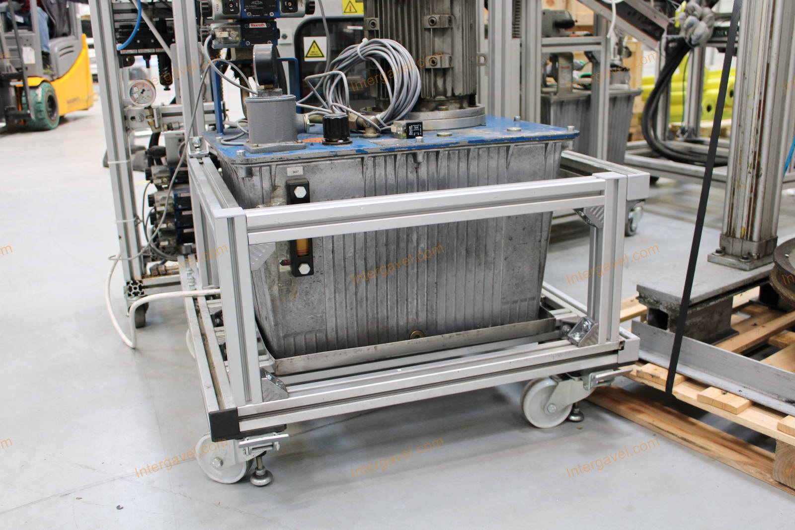 Bontott préselő célgép 16