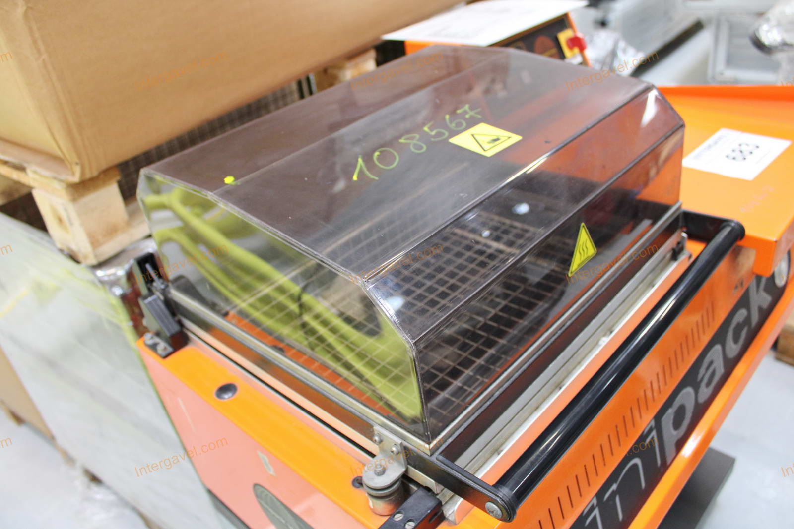 Zsugorfóliázó gép 8