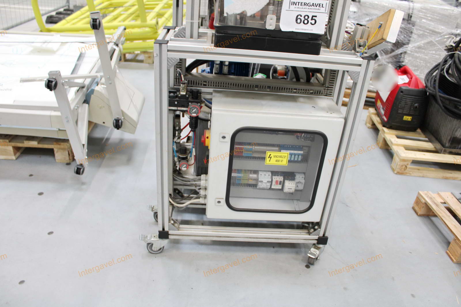 Bontott préselő célgép 7