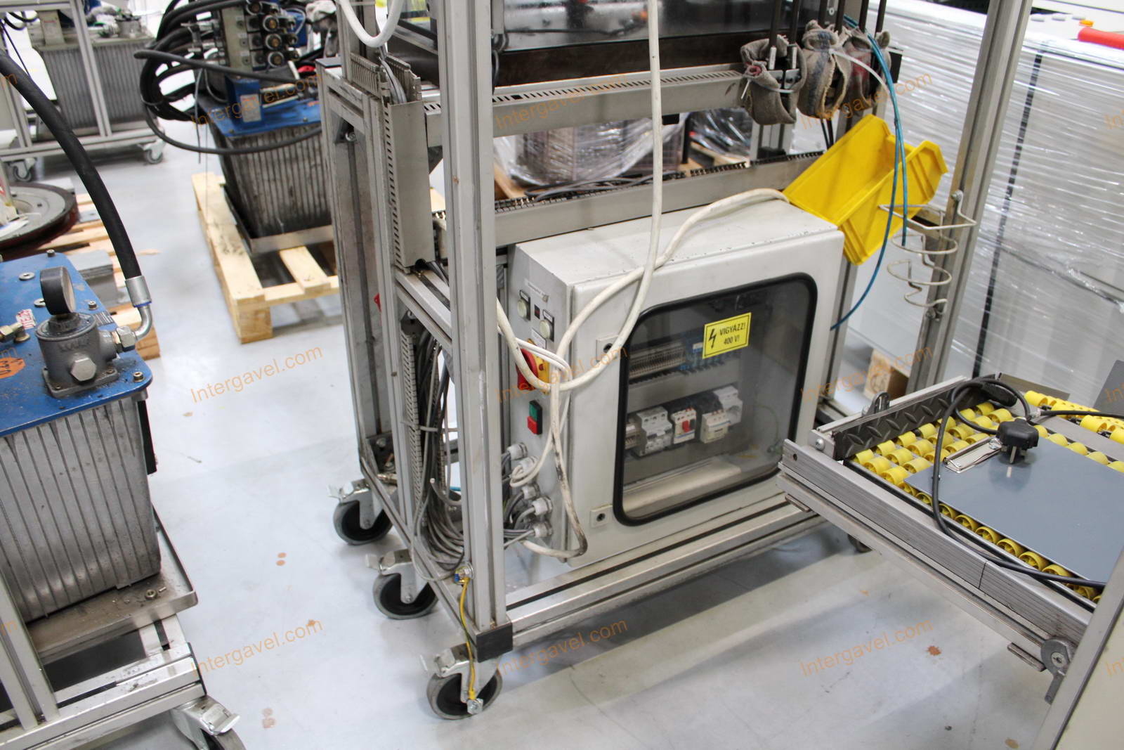 Bontott hidraulikus tápegység és préselő célgépek 11