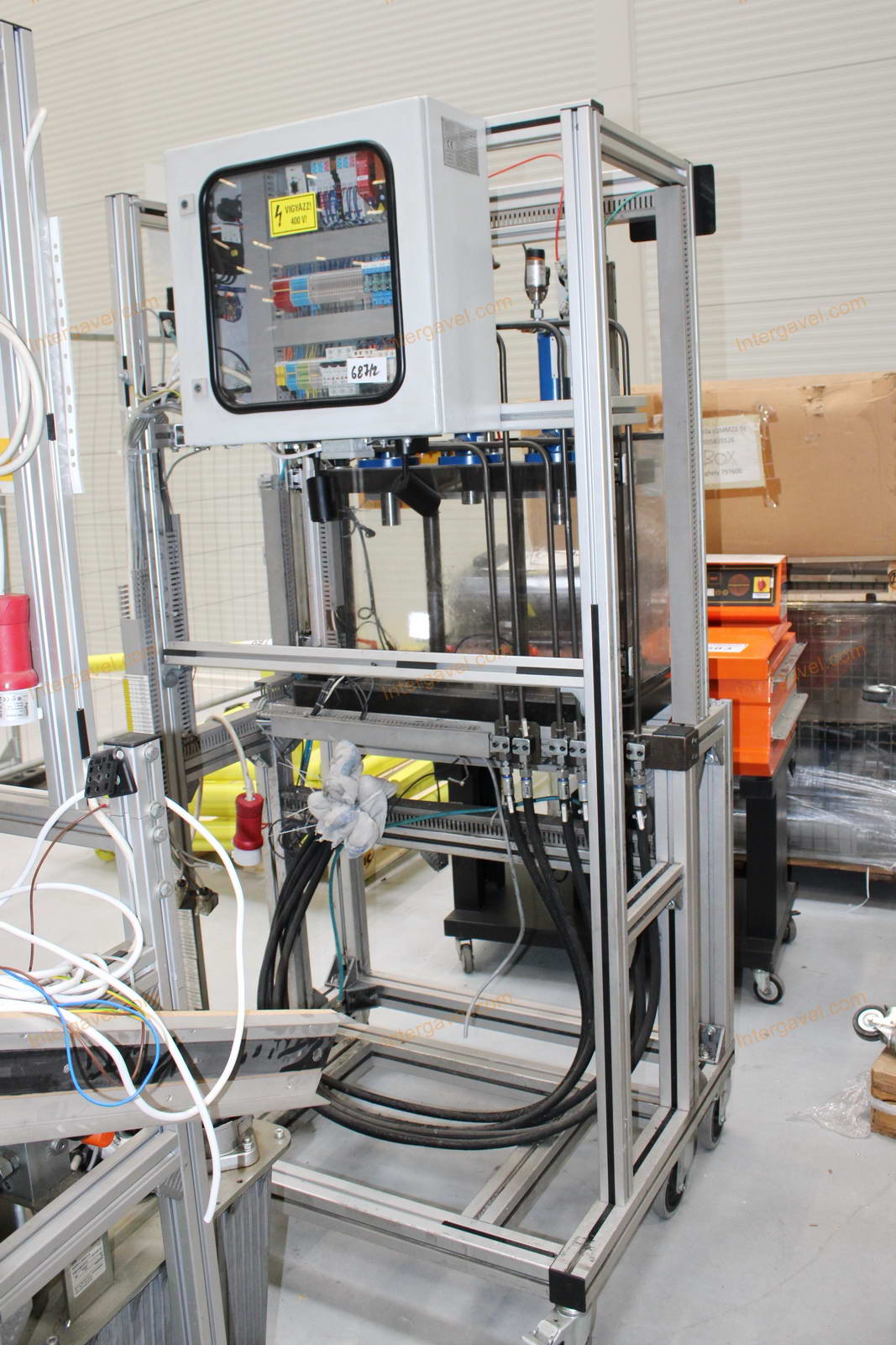 Bontott hidraulikus tápegység és préselő célgépek 13