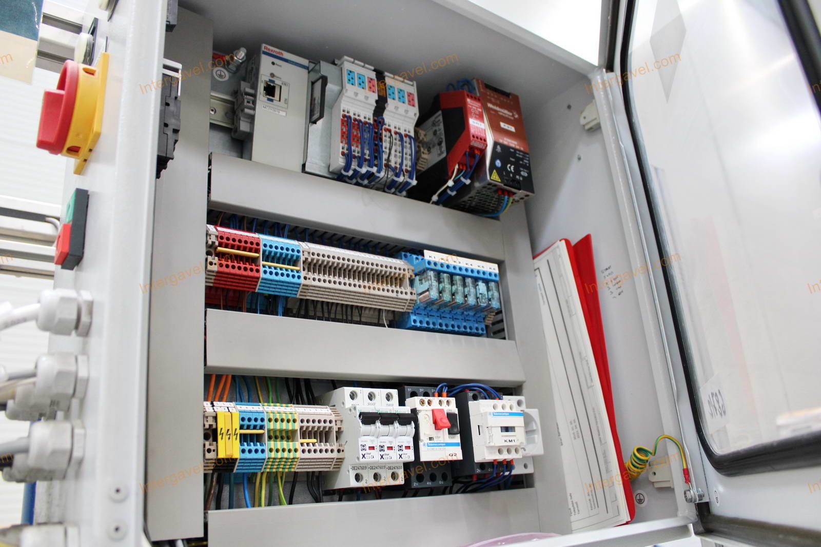 Bontott hidraulikus tápegység és préselő célgépek 19