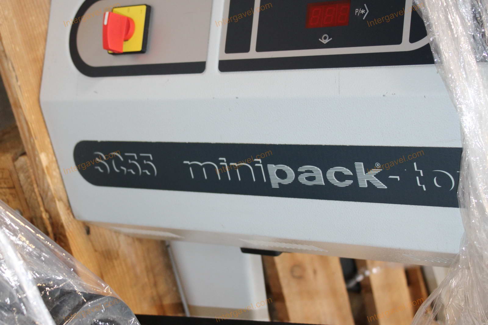 Zsugorfóliázó gép 2