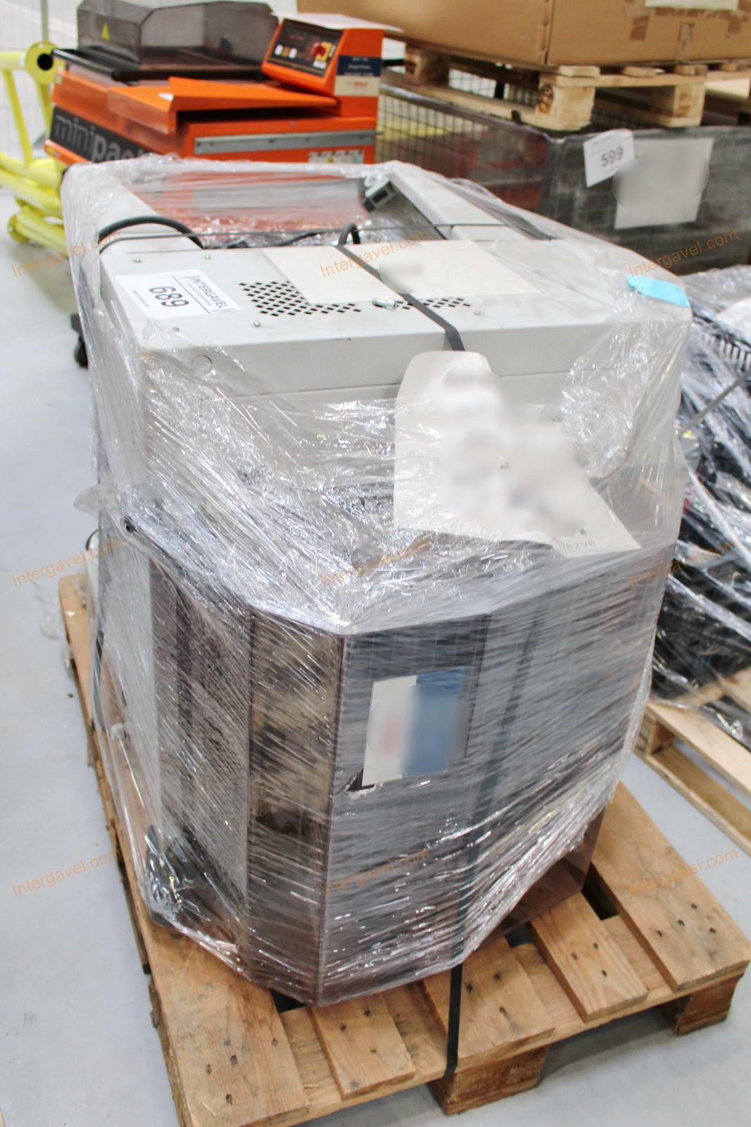 Zsugorfóliázó gép 7