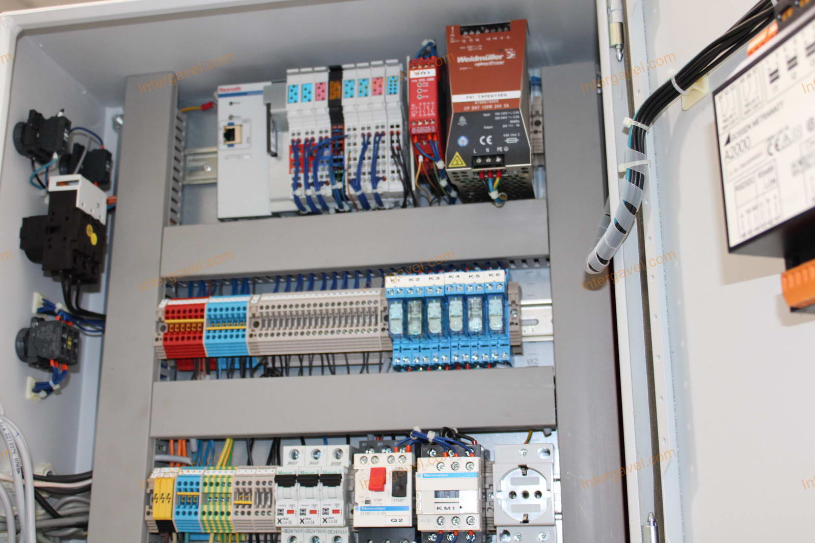 Bontott préselő célgép 13