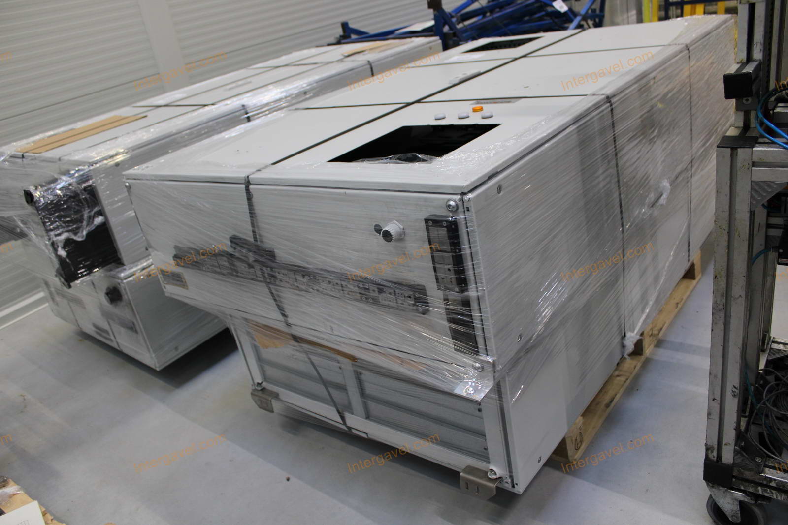 Villamos szekrény - bontott