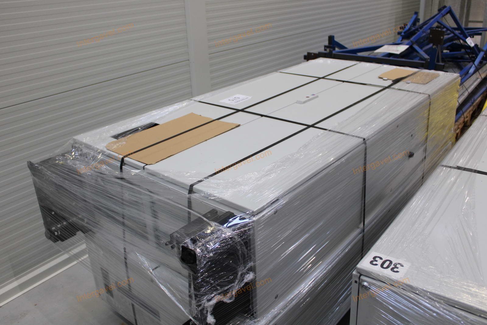 Villamos szekrény - bontott 2