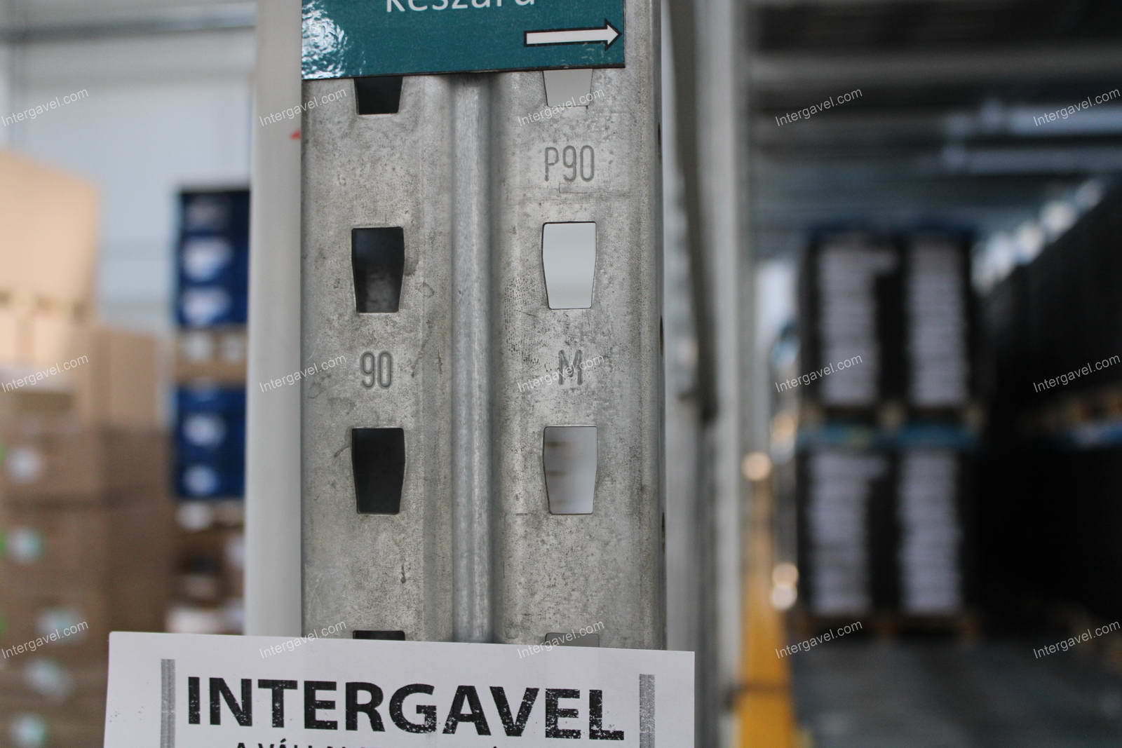 Görgős átfutó állvány 13