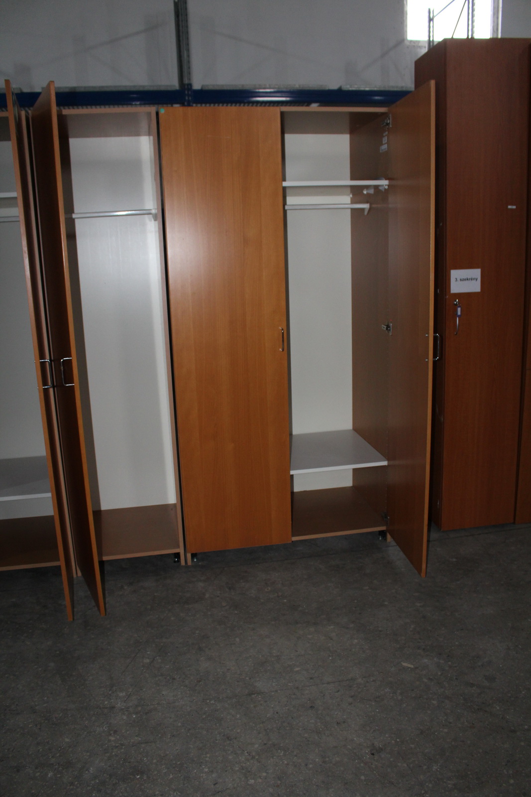 Szekrények 3