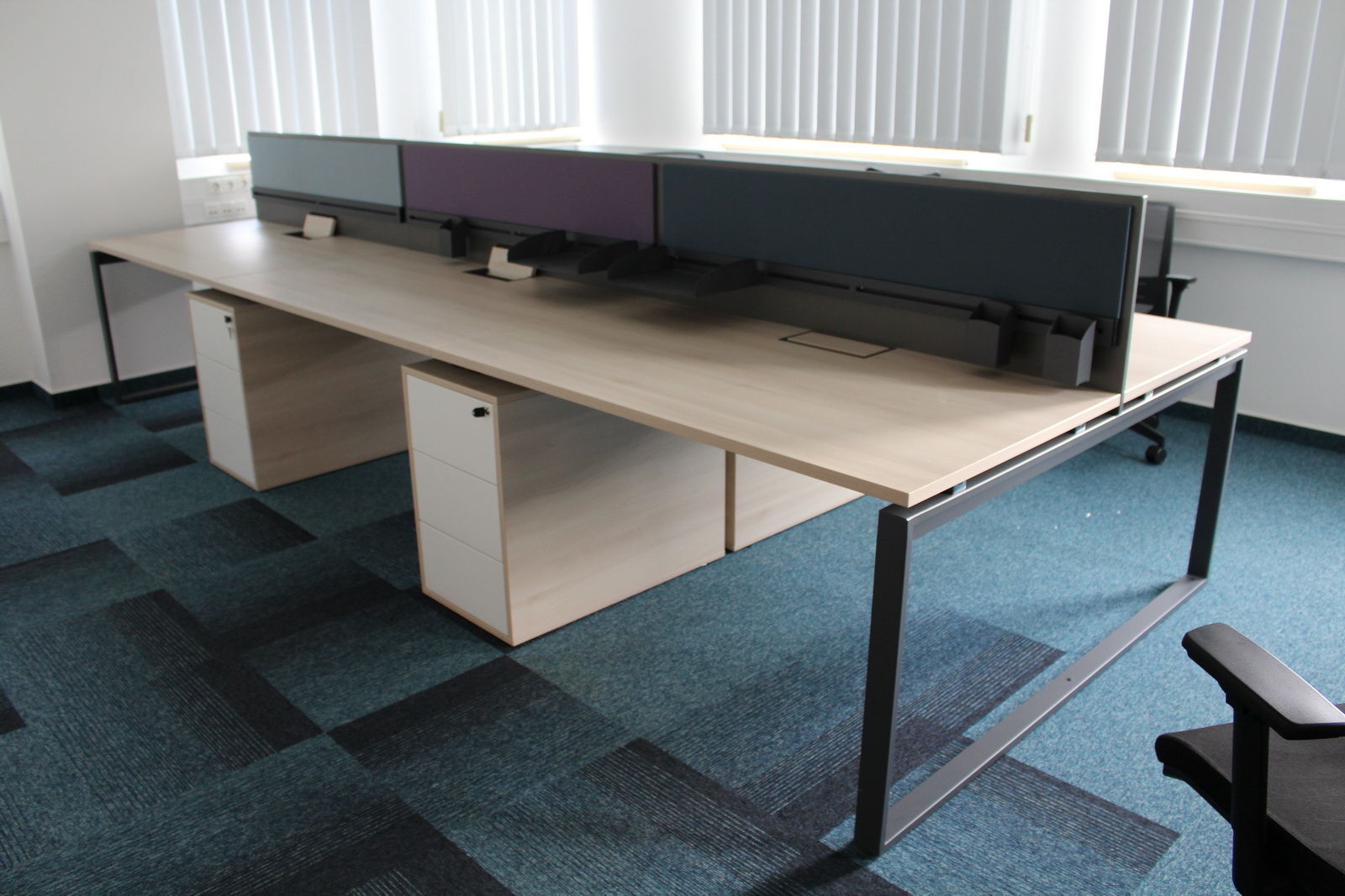 6 fős bench asztal 10