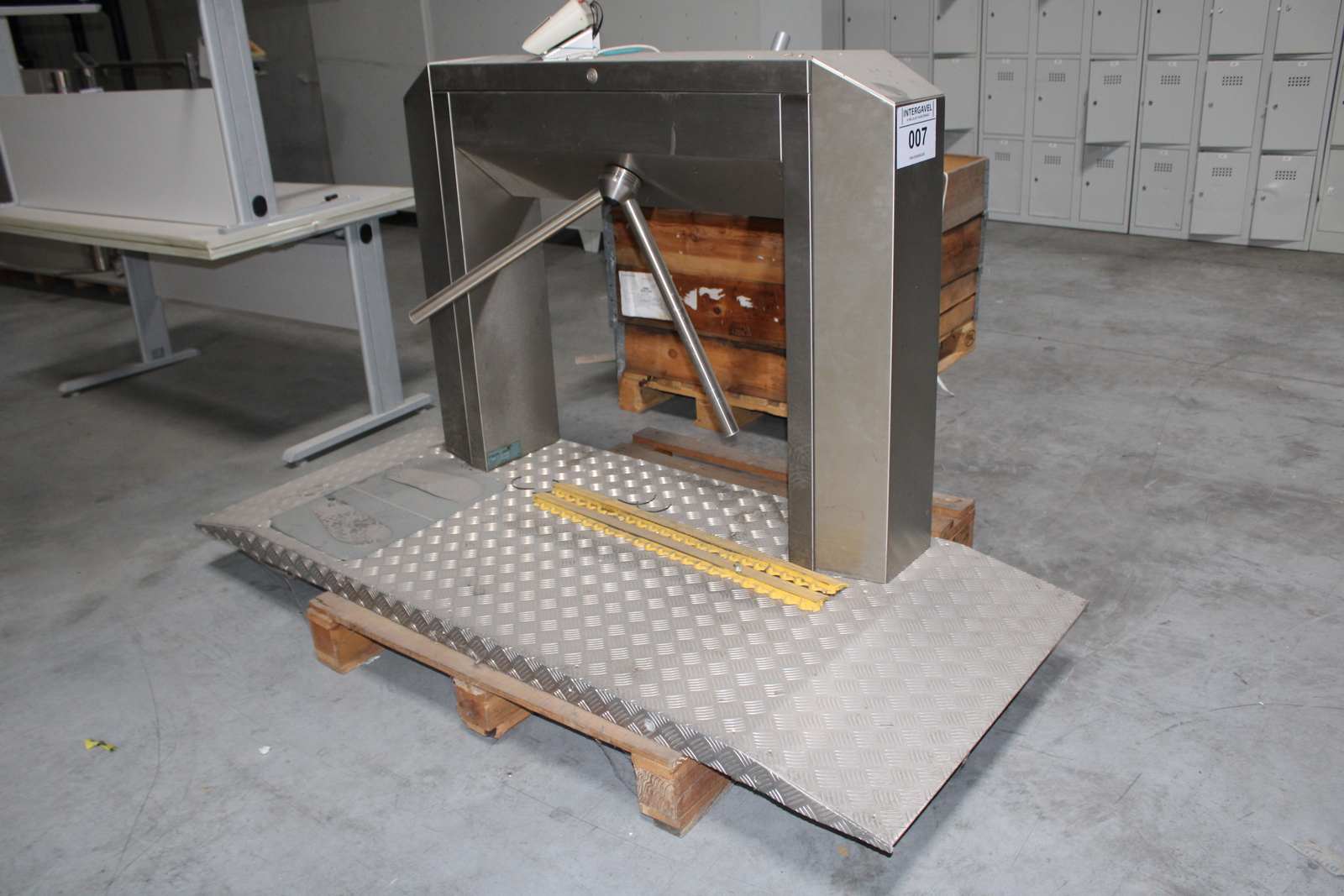 Forgóvillás kapu 3