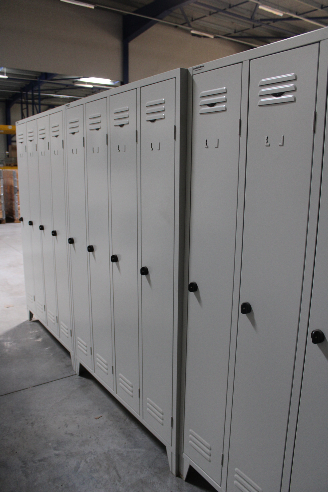 Öltözőszekrény és értékmegőrző szekrények 17