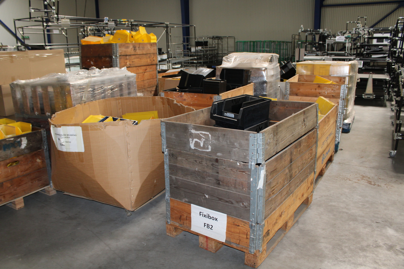 Vegyes tárolóboxok és láda 2