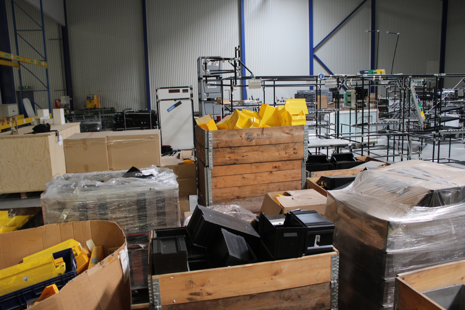 Vegyes tárolóboxok és láda 13