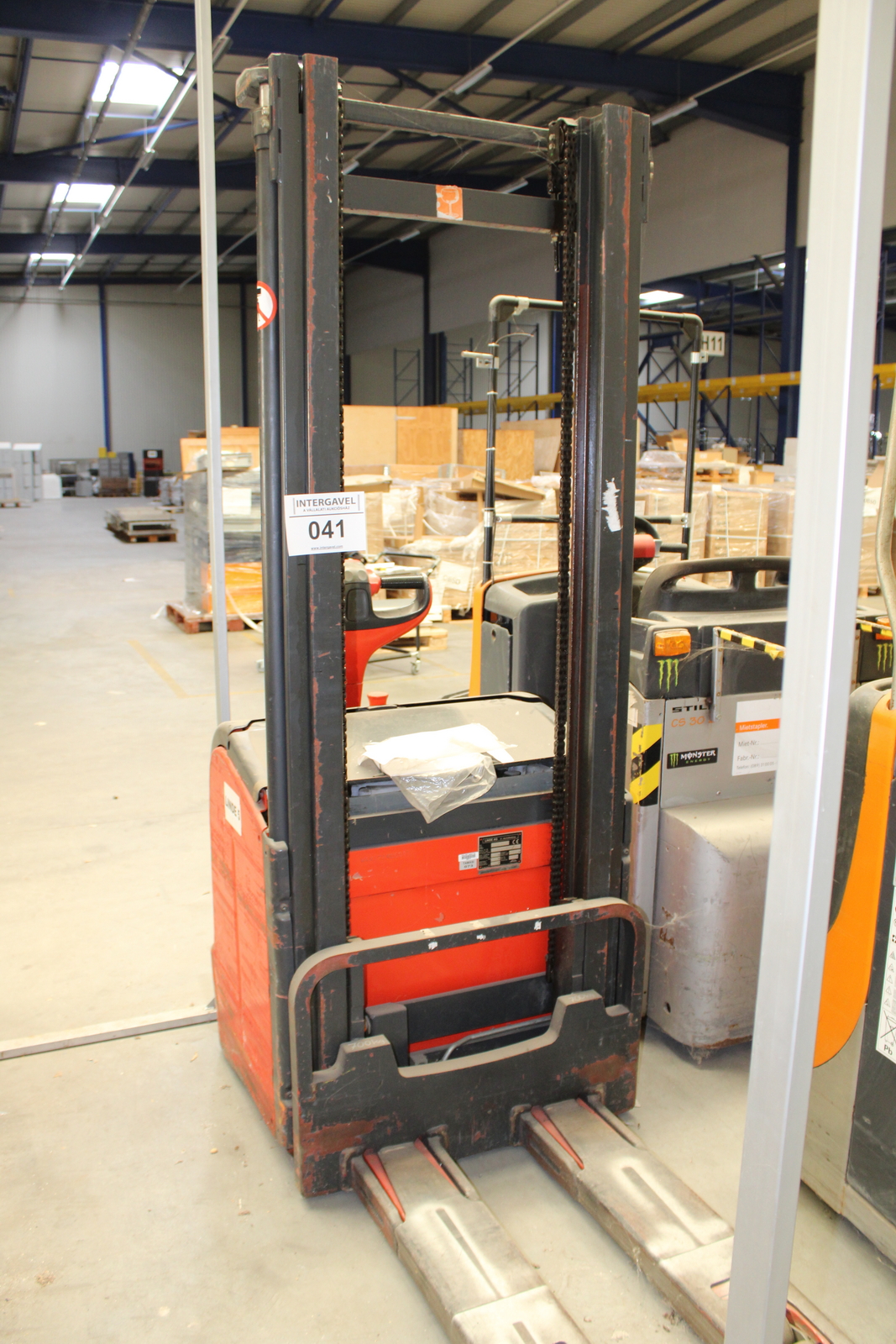 Magasemelésű targonca