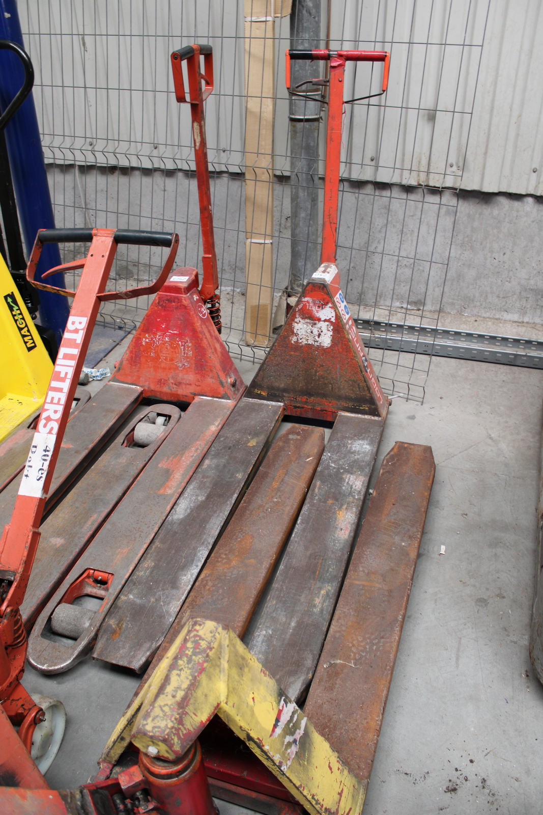 Kézi hidraulikus raklapemelő 3