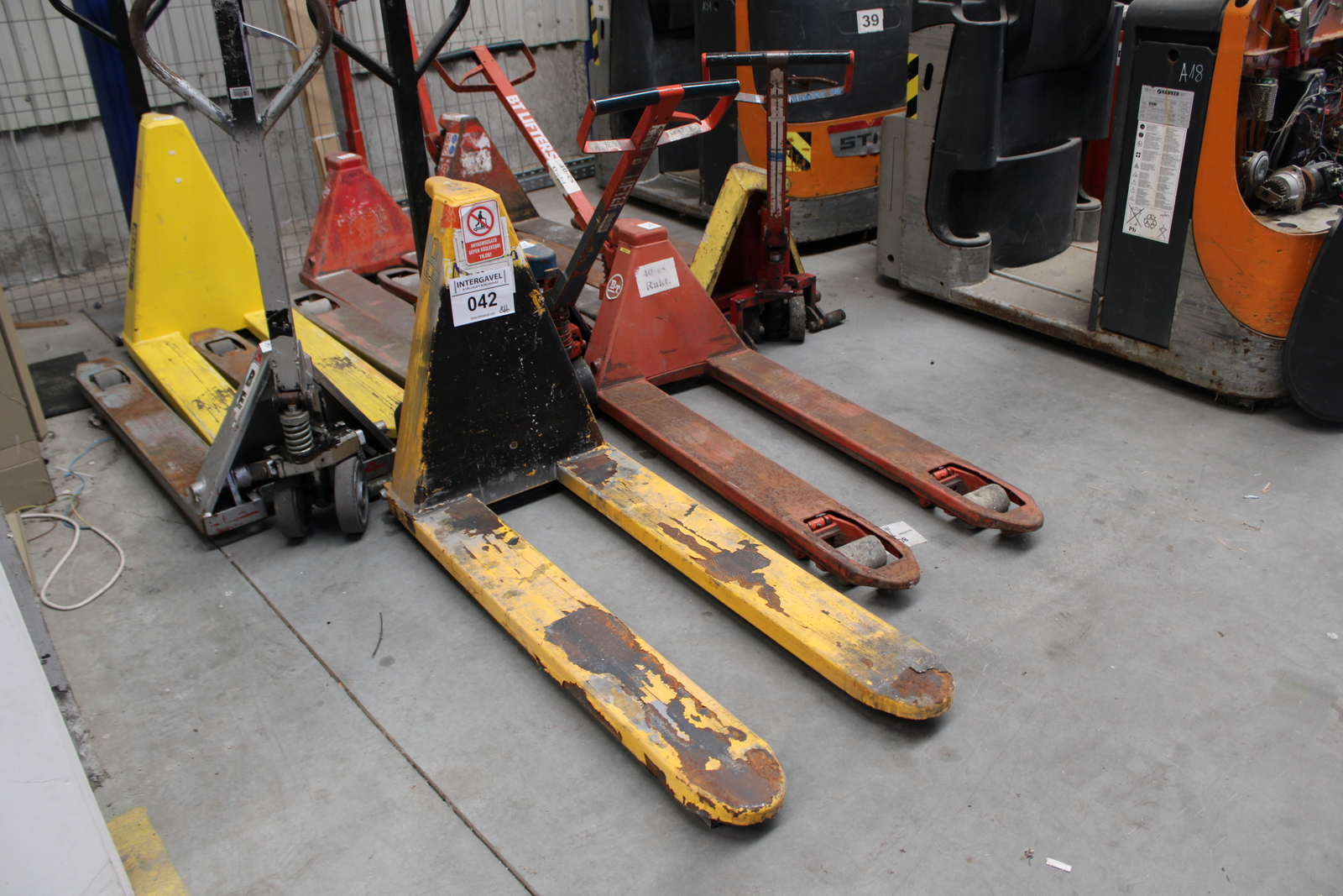 Kézi hidraulikus raklapemelő 10