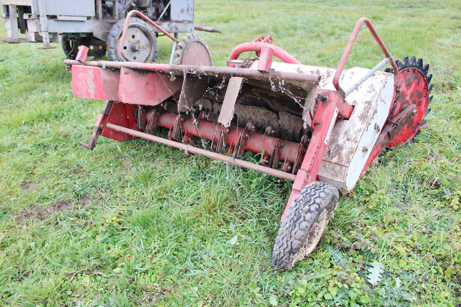 Szárzúzó - Mezőgép, U-2000 8