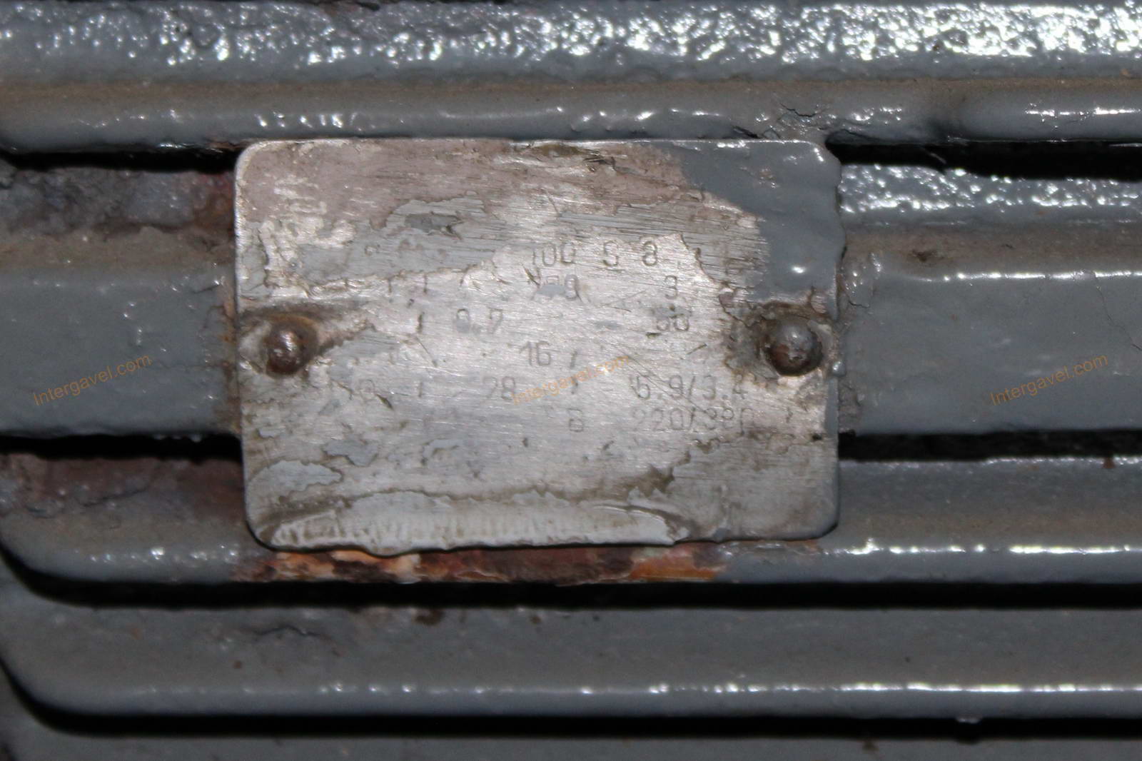 Hajtóműves motor 2