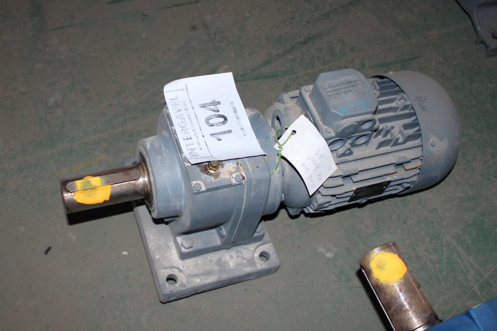 Hajtóműves motor 3