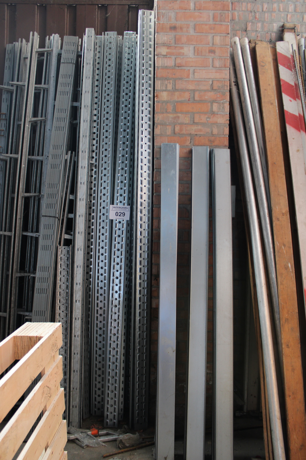 Kábeltálca és kábeltető 2