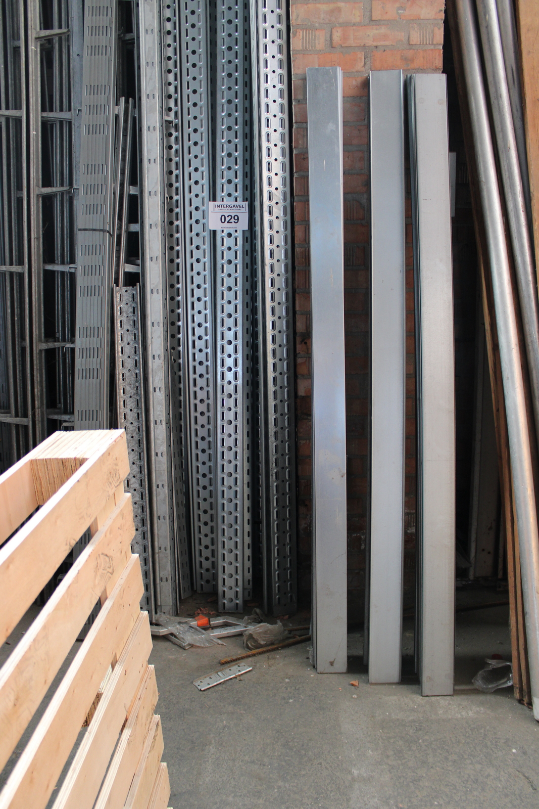 Kábeltálca és kábeltető 3