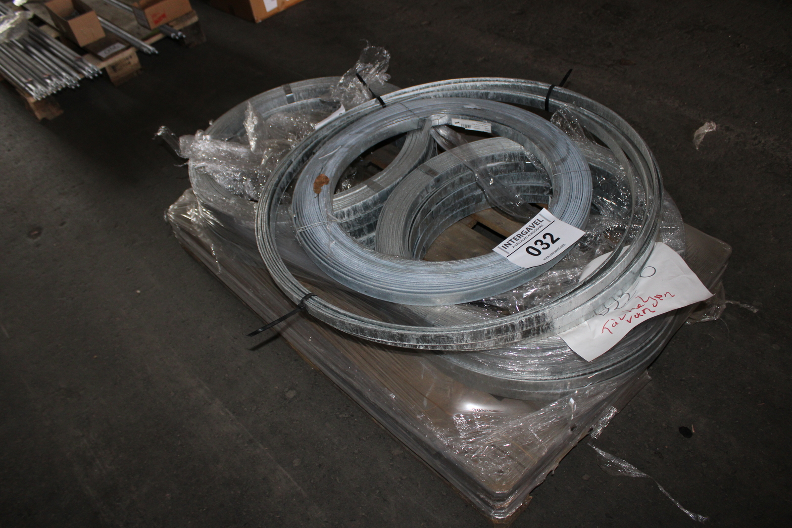 Vegyes szerelési anyagok 2