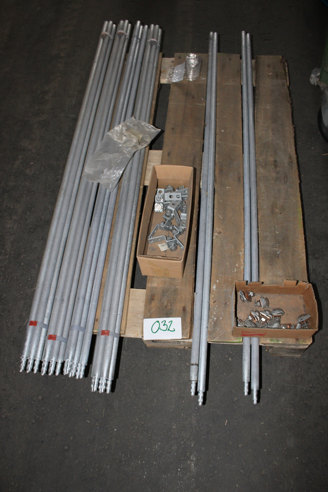 Vegyes szerelési anyagok 3