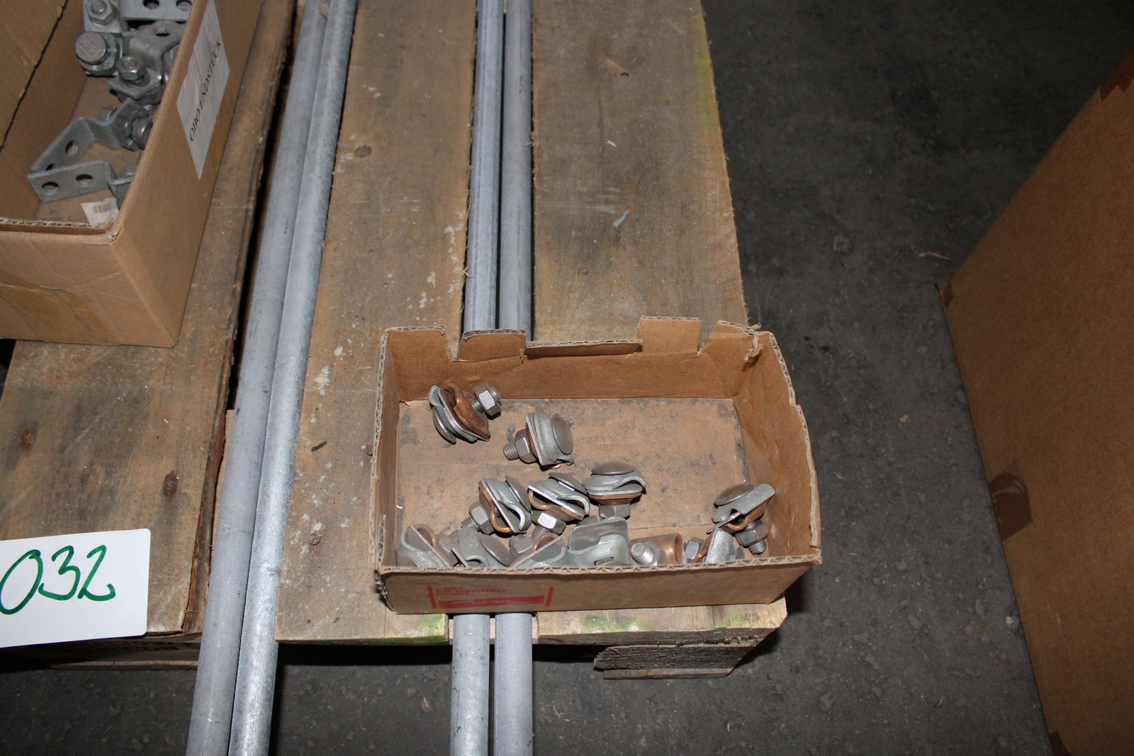 Vegyes szerelési anyagok 5