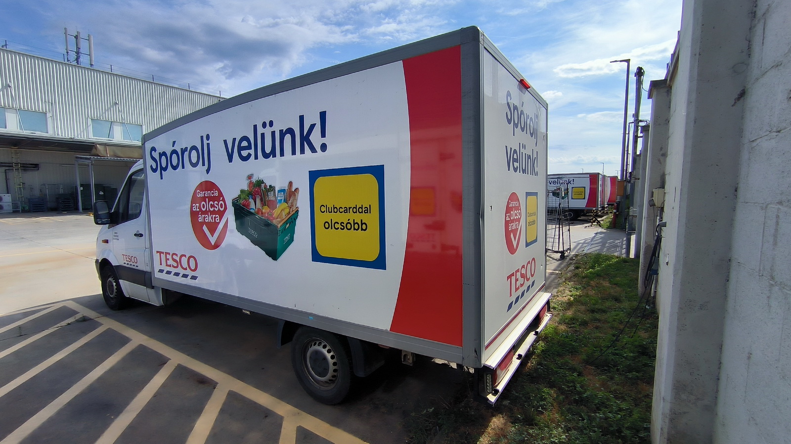 Hűtős kisteherautó 4