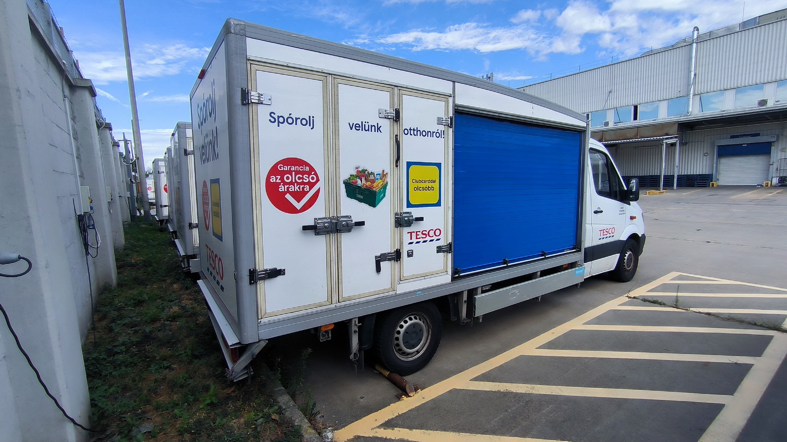 Hűtős kisteherautó 5